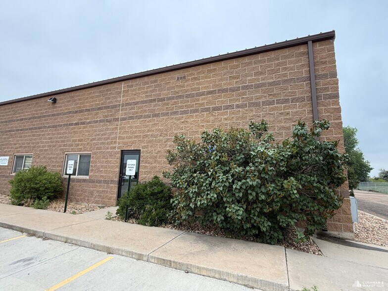More Photos Of 2508 Zurich Dr, Fort Collins Warehouse For Lease