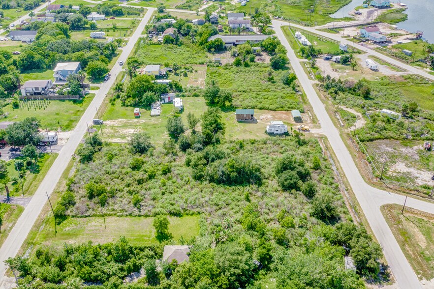 More Photos Of 0 Mallard St, Hitchcock Land For Sale