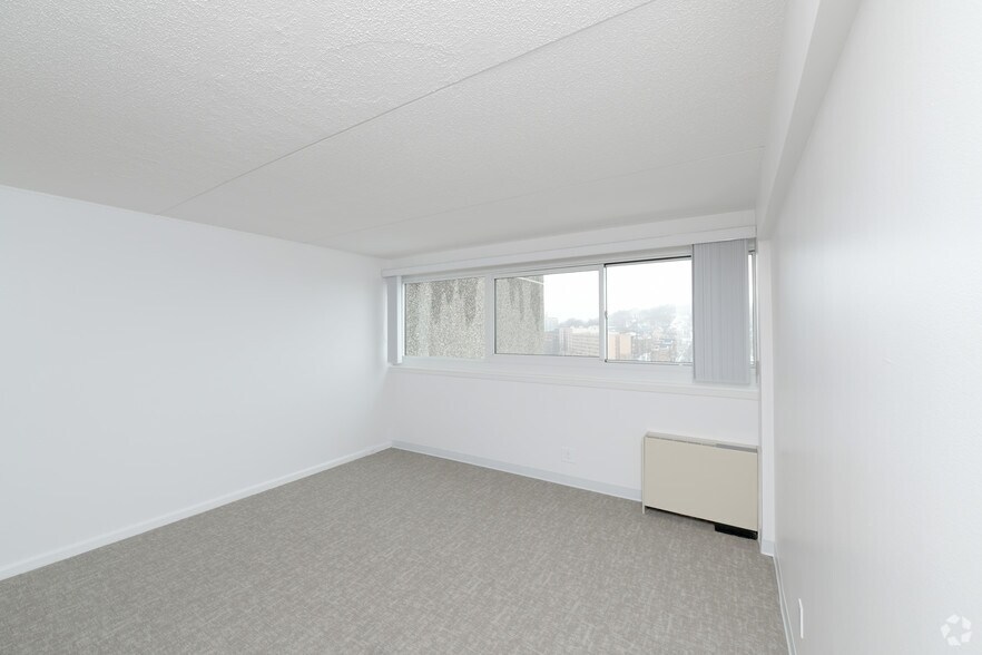 More Photos Of 1371 Beacon St, Brookline Apartments For Lease