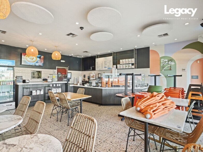 More Photos Of 321-323 Main St, El Segundo Storefront For Lease