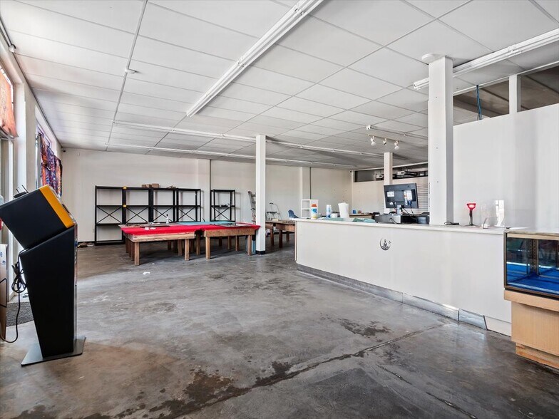 More Photos Of 1480 S State St, Salt Lake City Storefront For Sale