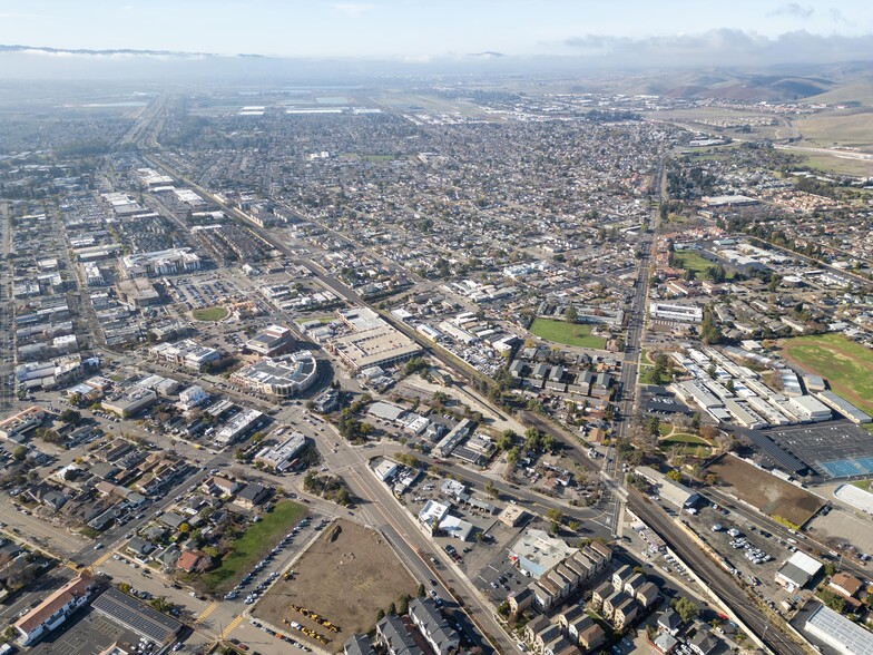More Photos Of 2653 Old 1st St, Livermore Auto Repair For Sale