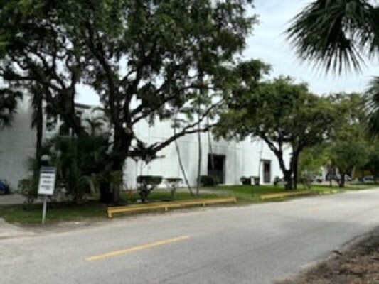 More Photos Of 601 NW 12th Ave, Pompano Beach Warehouse For Sale