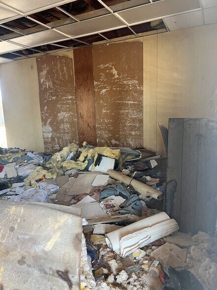 More Photos Of 401 S 3rd St, Blythe Religious Facility For Sale