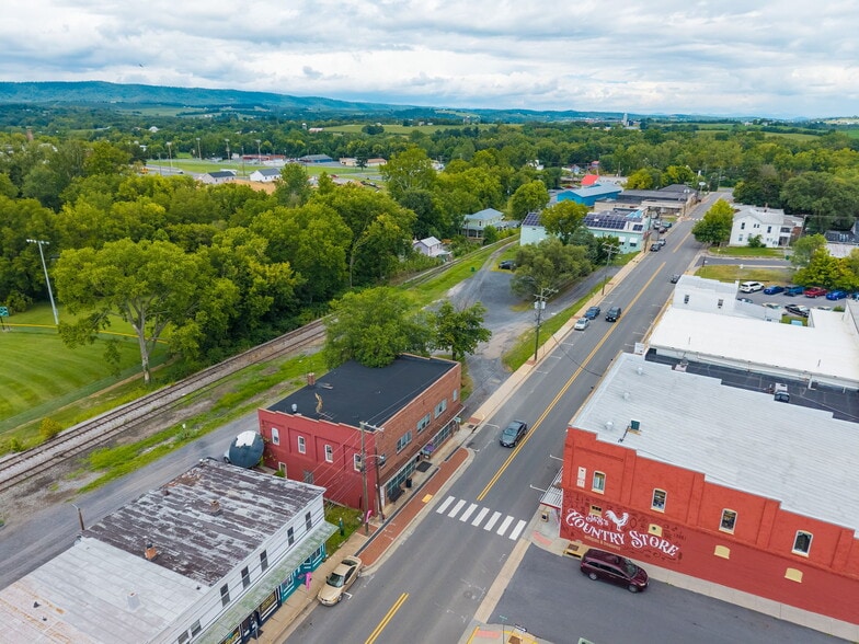 More Photos Of 162-166 N Main St, Broadway Office For Sale