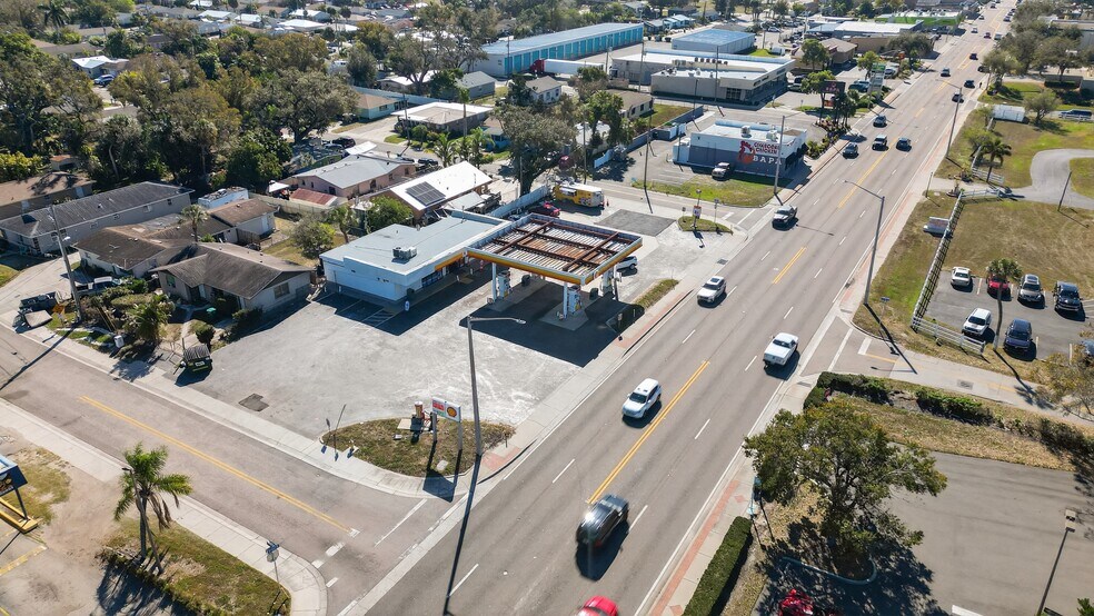 More Photos Of 1240 8th Ave W, Palmetto Service Station For Sale