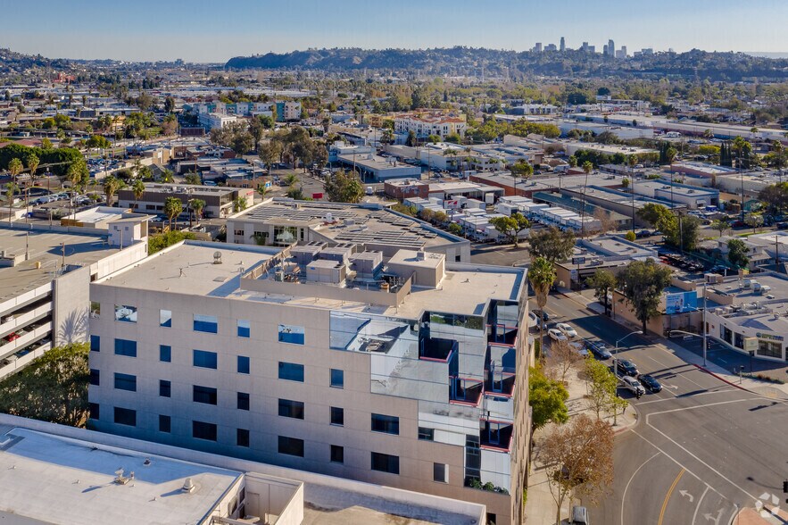 More Photos Of 1510 S Central Ave, Glendale Medical For Sale