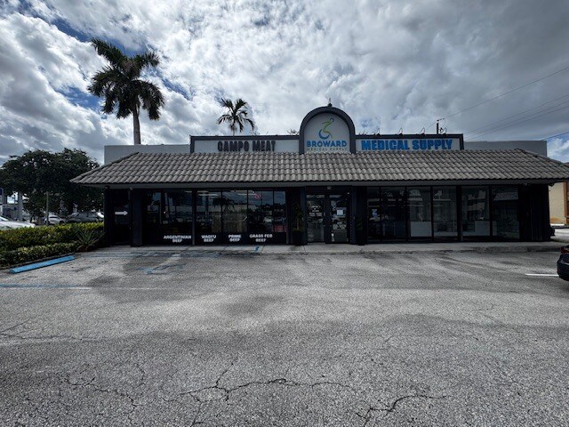 More Photos Of 29 N Federal Hwy, Hallandale Beach Freestanding For Lease