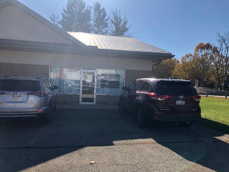 More Photos Of 105 Water St, New Stanton Unknown For Lease