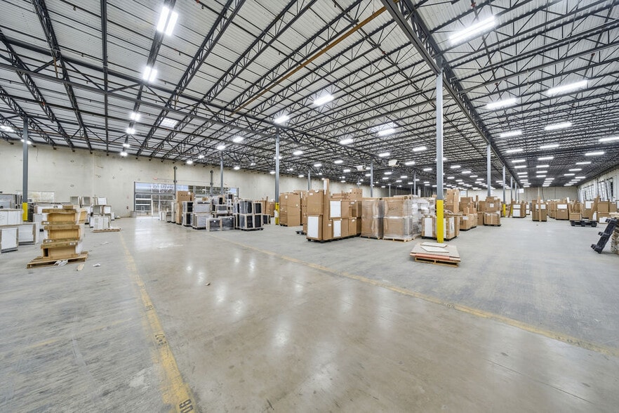 More Photos Of 5500 Mid Cities, Schertz Warehouse For Lease