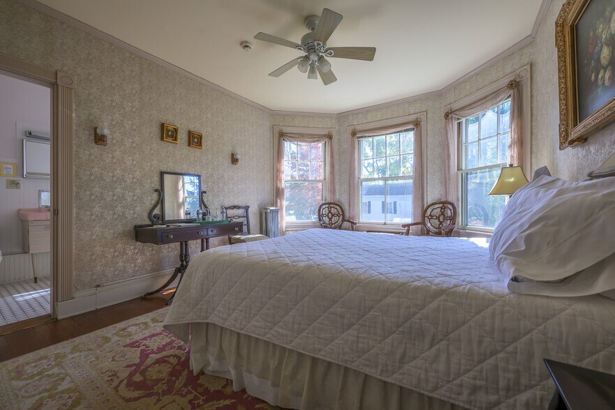 More Photos Of 518 Main St, Great Barrington Hospitality For Sale
