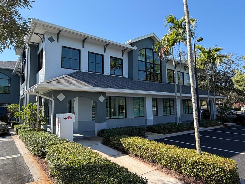 More Photos Of 270 Central Blvd, Jupiter Office For Sale