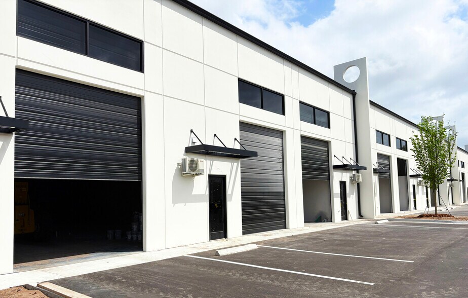 More Photos Of 645 Kings Estate Rd, Saint Augustine Warehouse For Sale