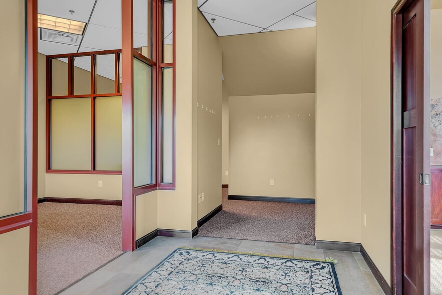 More Photos Of 15 E Minnesota St, Saint Joseph Apartments For Sale