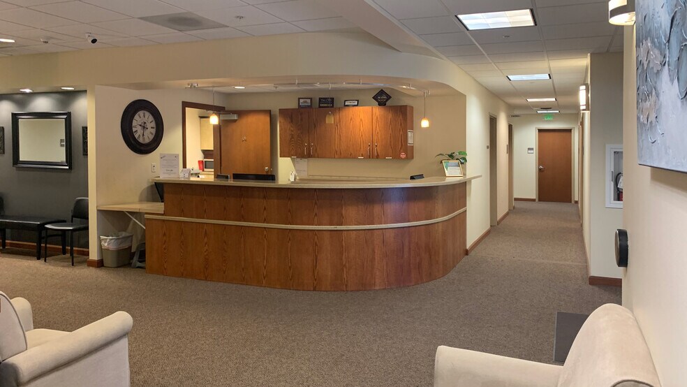 More Photos Of 1030 N Center Pky, Kennewick Loft Creative Space For Lease