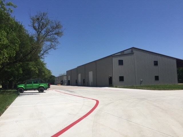 Primary Photo Of 12701 Lowden Ln, Manchaca Warehouse For Lease