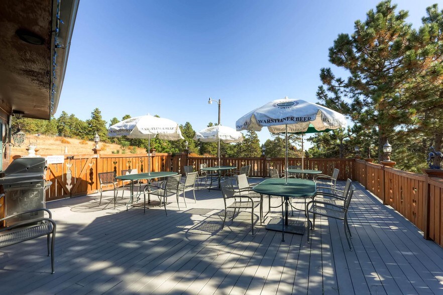 More Photos Of 32138 Highway 72, Golden Restaurant For Sale