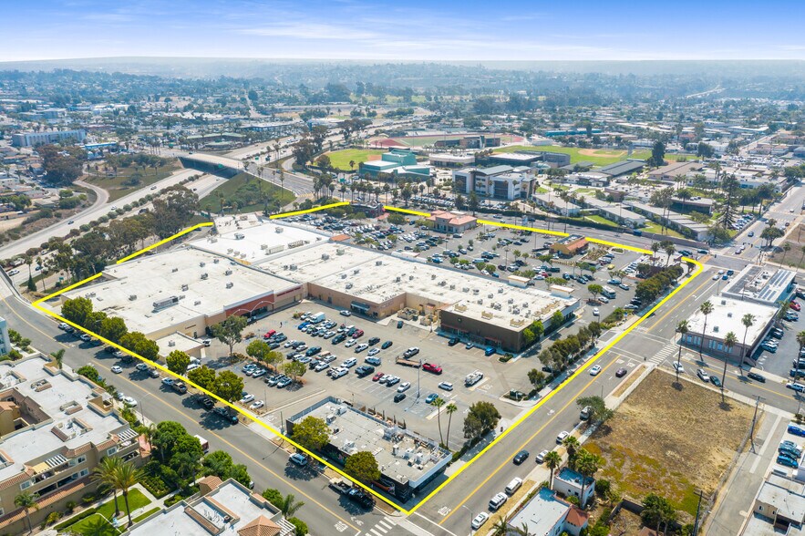 More Photos Of 1006-1036 Mission Ave, Oceanside Unknown For Lease