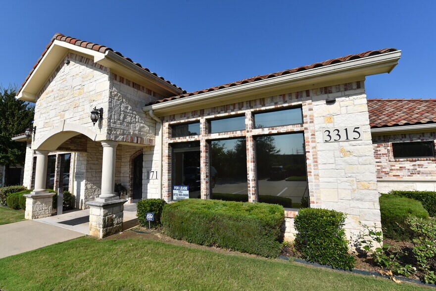 More Photos Of 3315 Unicorn Lake Blvd, Denton Medical For Lease