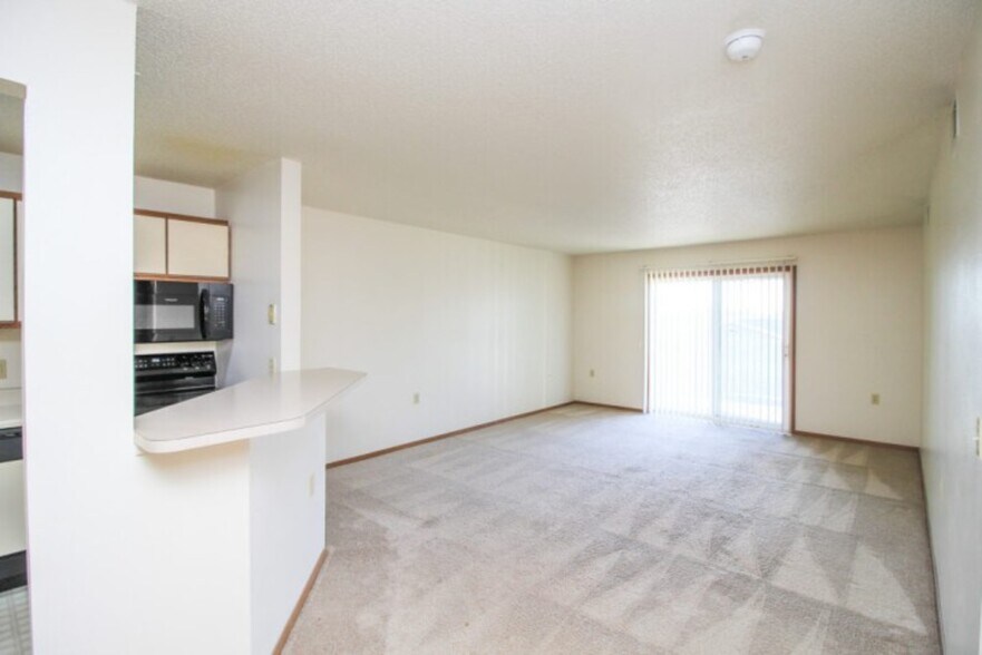 More Photos Of 200-208 E 39th St, South Sioux City Apartments For Sale