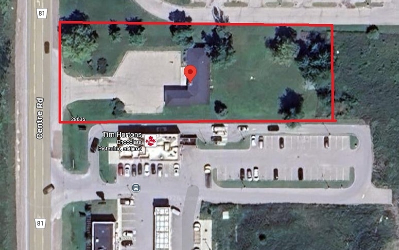 Primary Photo Of 28636 Centre Rd, Adelaide Metcalfe Freestanding For Sale