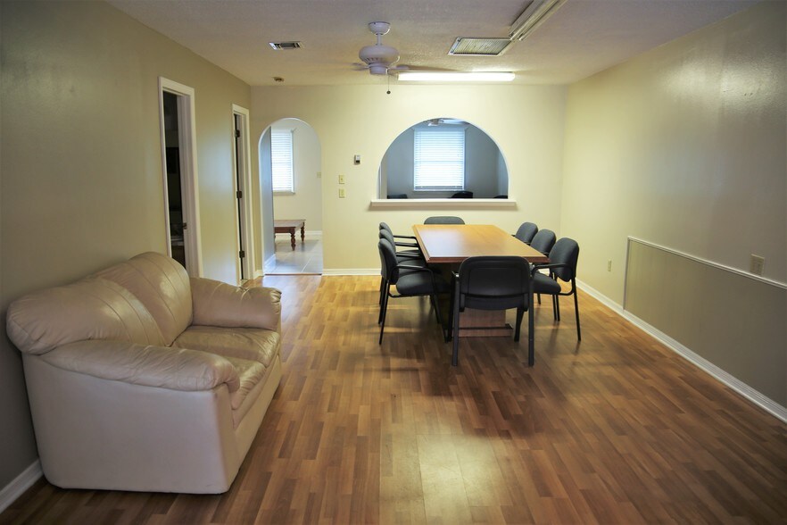 More Photos Of 4113 Neptune Rd, Saint Cloud Office For Sale