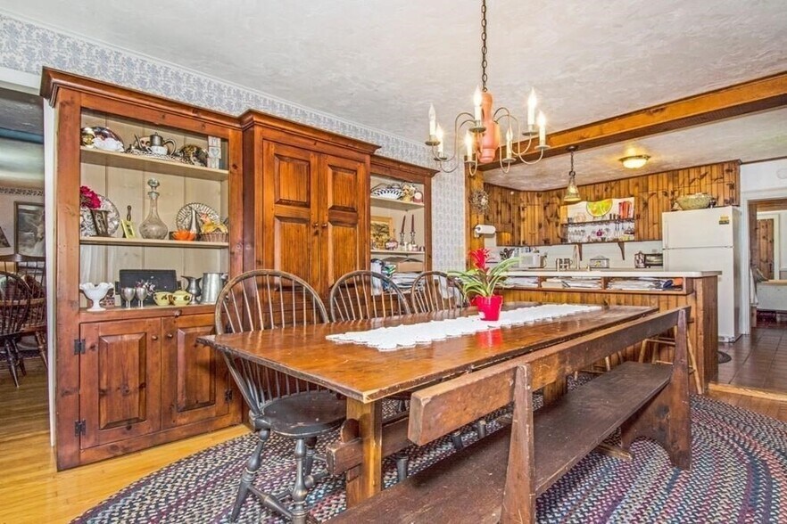 More Photos Of 18 Sargent St, Cherry Valley Flex For Sale