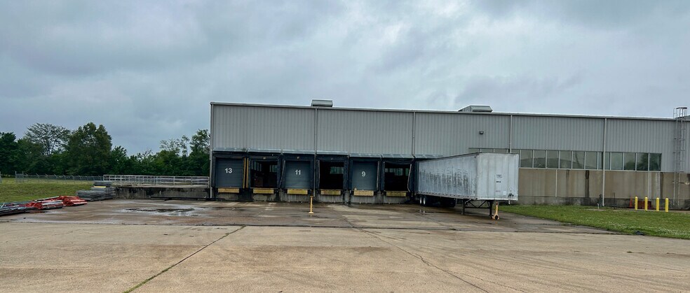 More Photos Of 62801 US 82 Hwy, Greenwood Manufacturing For Sale