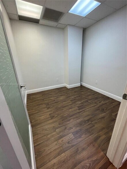 More Photos Of 12550 Biscayne Blvd, North Miami Medical For Sale