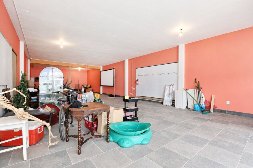 More Photos Of 1304 2nd St, Perry Storefront For Sale