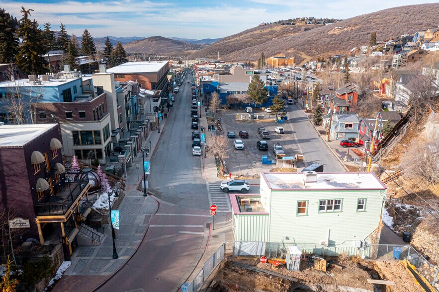 More Photos Of 186 Main St, Park City Freestanding For Sale