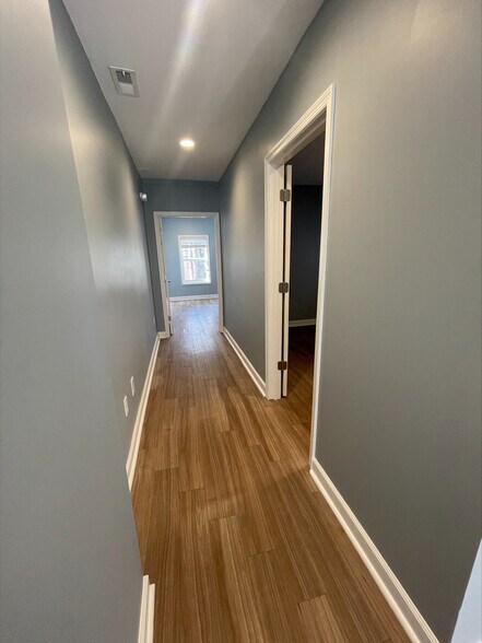 More Photos Of 106 South St, Annapolis Loft Creative Space For Lease