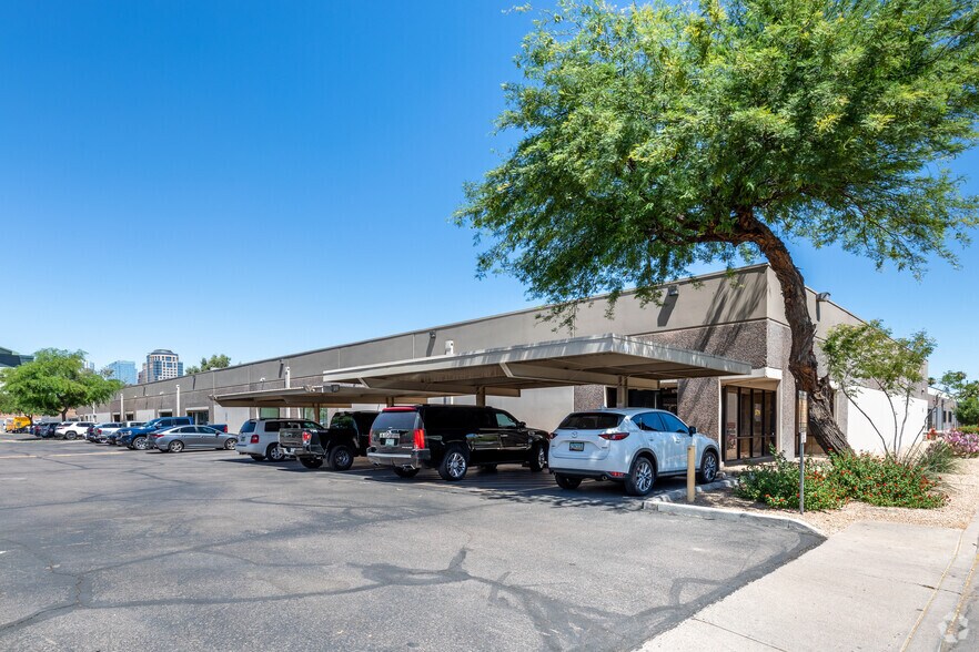 More Photos Of 920 E Madison St, Phoenix Light Manufacturing For Lease