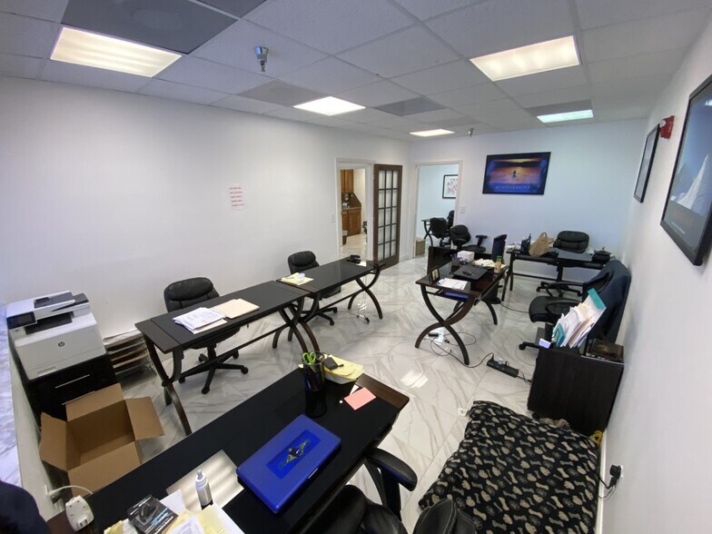 More Photos Of 1111 Kane Concourse, Bay Harbor Islands Loft Creative Space For Sale