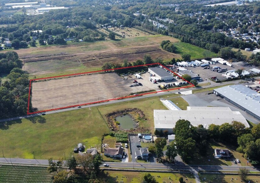 Primary Photo Of 800 Mount Holly Rd, Beverly Warehouse For Lease