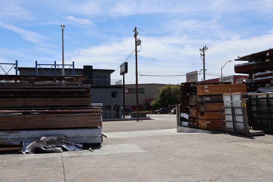 More Photos Of 117 E 25th Ave, San Mateo Warehouse For Lease