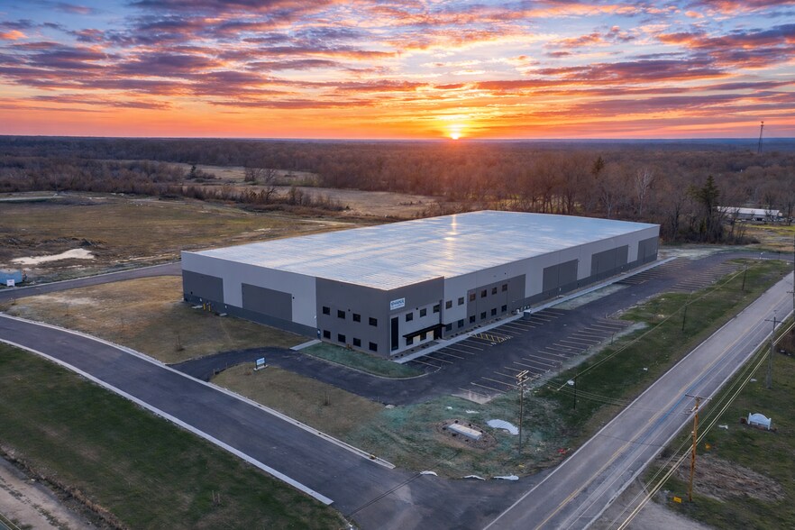 Primary Photo Of 13001 Mahoning Ave, North Jackson Warehouse For Lease