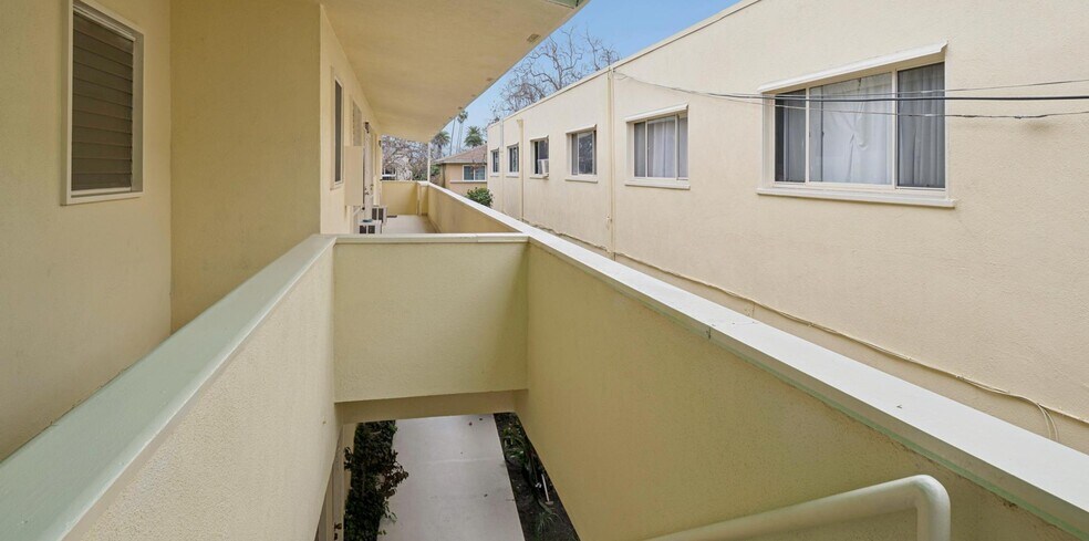 More Photos Of 333 S Rexford Dr, Beverly Hills Apartments For Sale