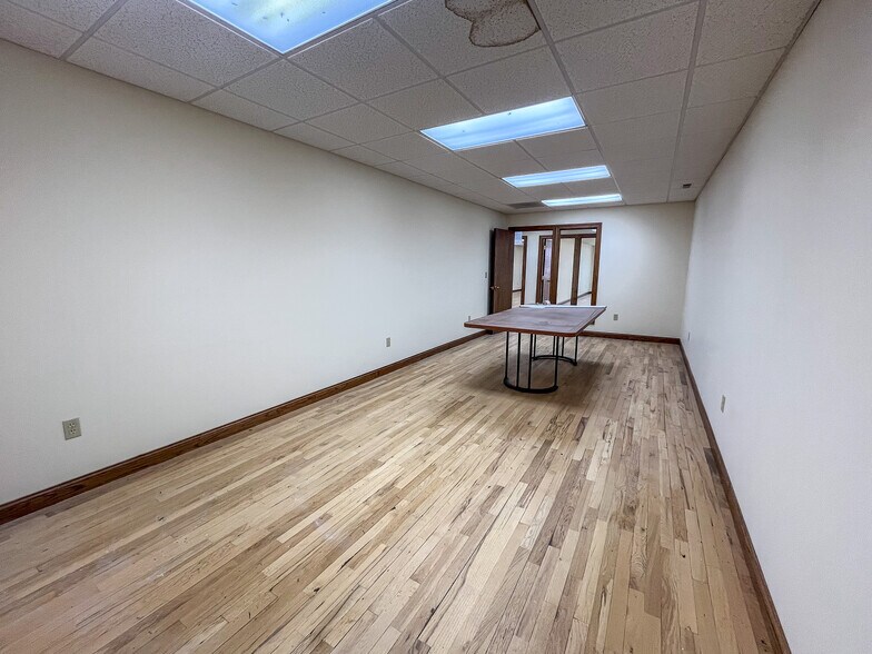 More Photos Of 720 Saint Joseph St, Rapid City Office For Sale