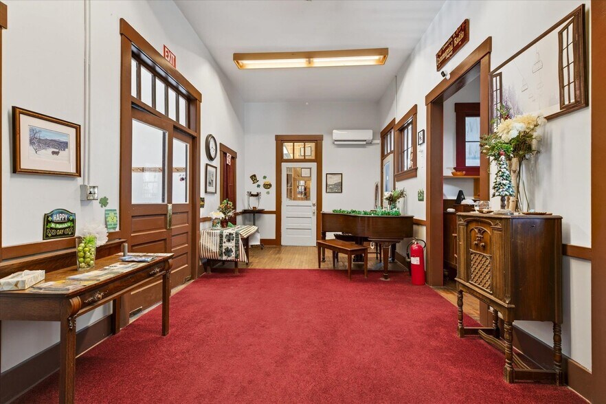 More Photos Of 66 Duttonsville School dr, Cavendish Specialty For Sale