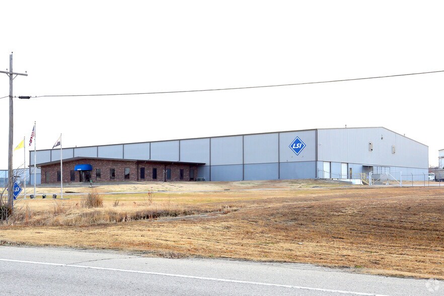 Primary Photo Of 6400 New Sapulpa Rd, Tulsa Warehouse For Lease