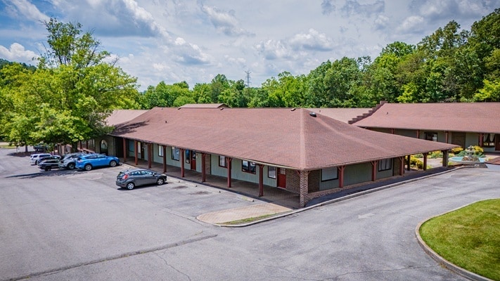 More Photos Of 2700 S Roan St, Johnson City Medical For Lease