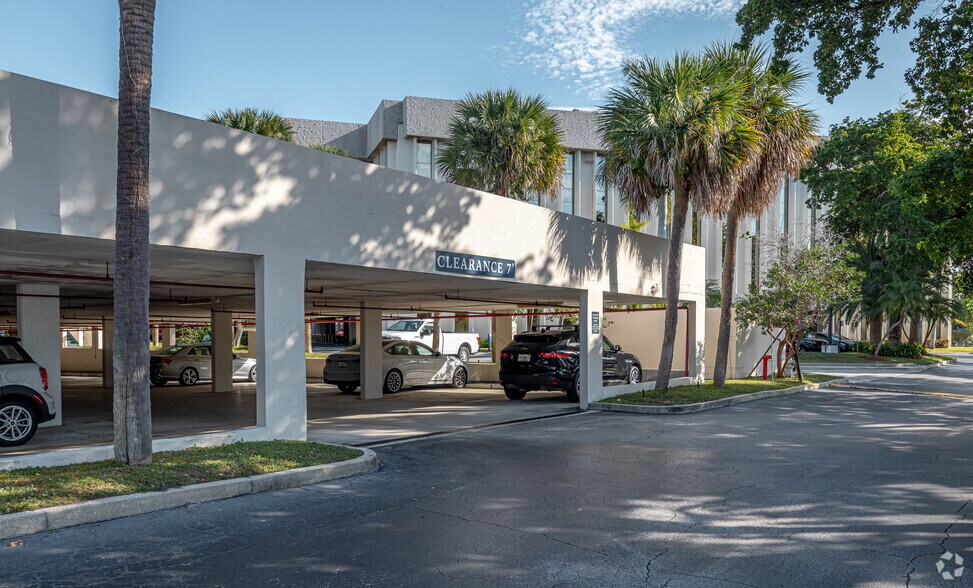 More Photos Of 1515 N Federal Hwy, Boca Raton Coworking Space