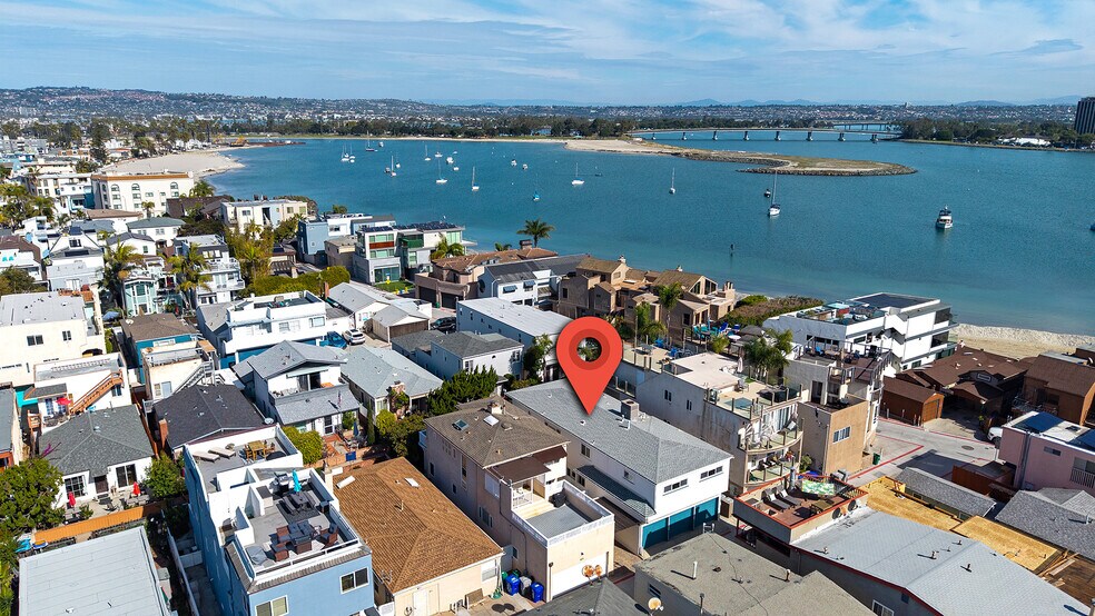 More Photos Of 829 Avalon Ct, San Diego Apartments For Sale