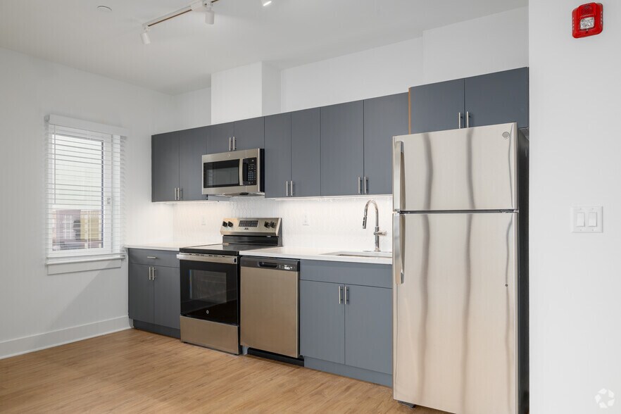 More Photos Of 300 E Main St, Bound Brook Apartments For Lease