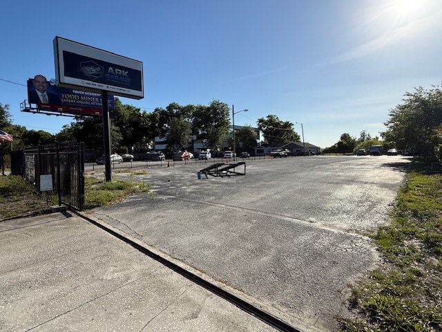 More Photos Of 690 N Semoran Blvd, Orlando Auto Dealership For Lease