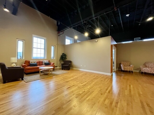 More Photos Of 24 Cambridge St, Charlestown Loft Creative Space For Lease