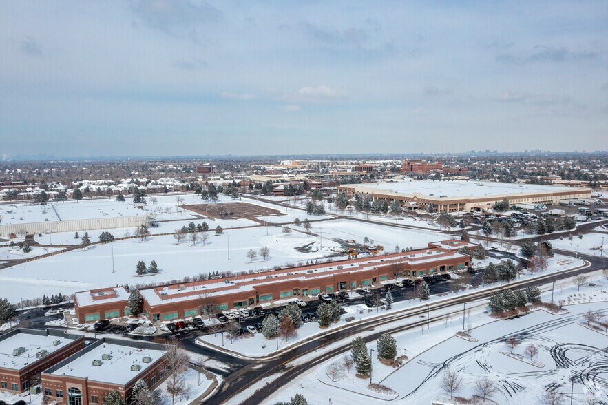 More Photos Of 621 Southpark Dr, Littleton Showroom For Lease