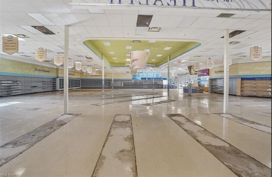 More Photos Of 7800 Cleveland Ave NW, North Canton Drugstore For Sale