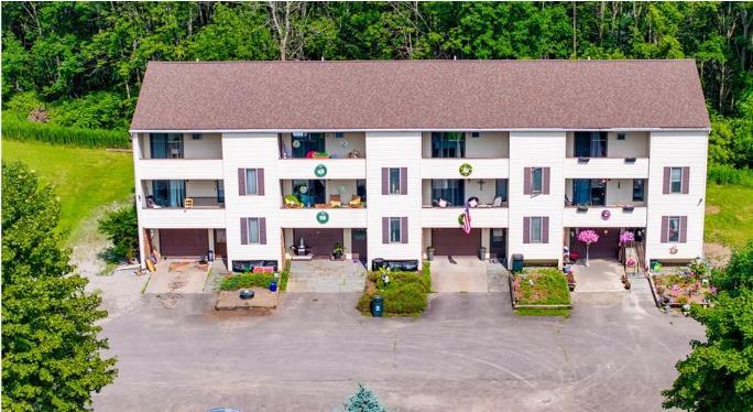 Primary Photo Of 114 Cassie Dr, Norwich Apartments For Sale